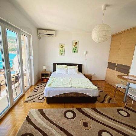 Apartments Bellevue - Otasevic Herceg Novi Bagian luar foto