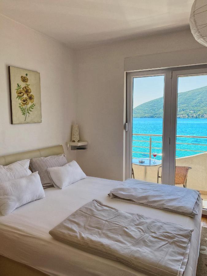 Apartments Bellevue - Otasevic Herceg Novi Bagian luar foto