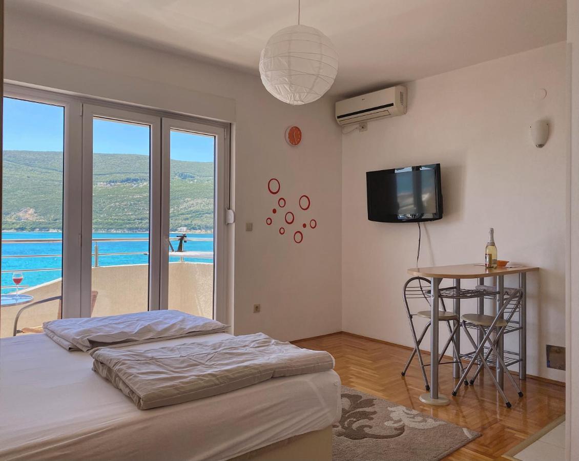 Apartments Bellevue - Otasevic Herceg Novi Bagian luar foto