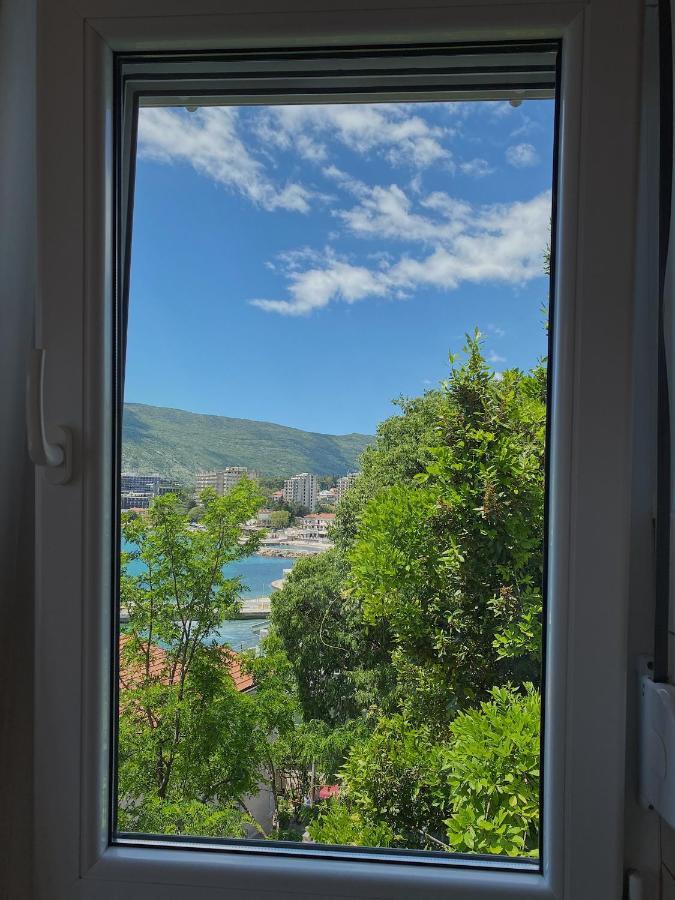 Apartments Bellevue - Otasevic Herceg Novi Bagian luar foto