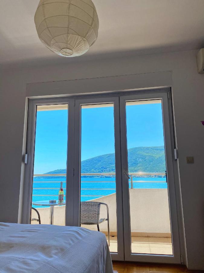 Apartments Bellevue - Otasevic Herceg Novi Bagian luar foto