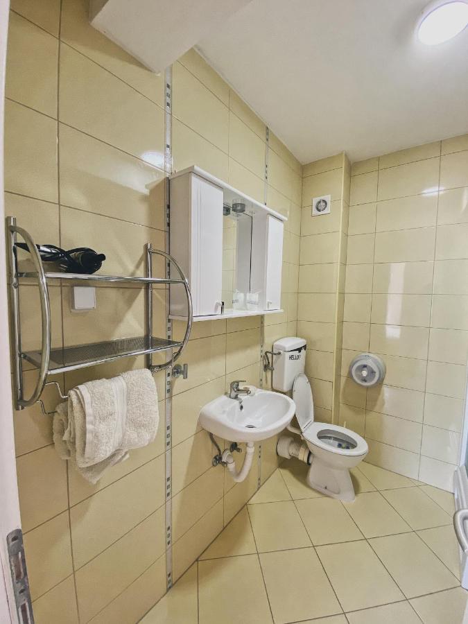 Apartments Bellevue - Otasevic Herceg Novi Bagian luar foto