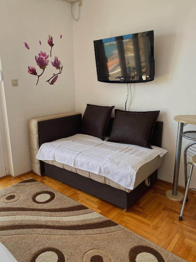 Apartments Bellevue - Otasevic Herceg Novi Bagian luar foto