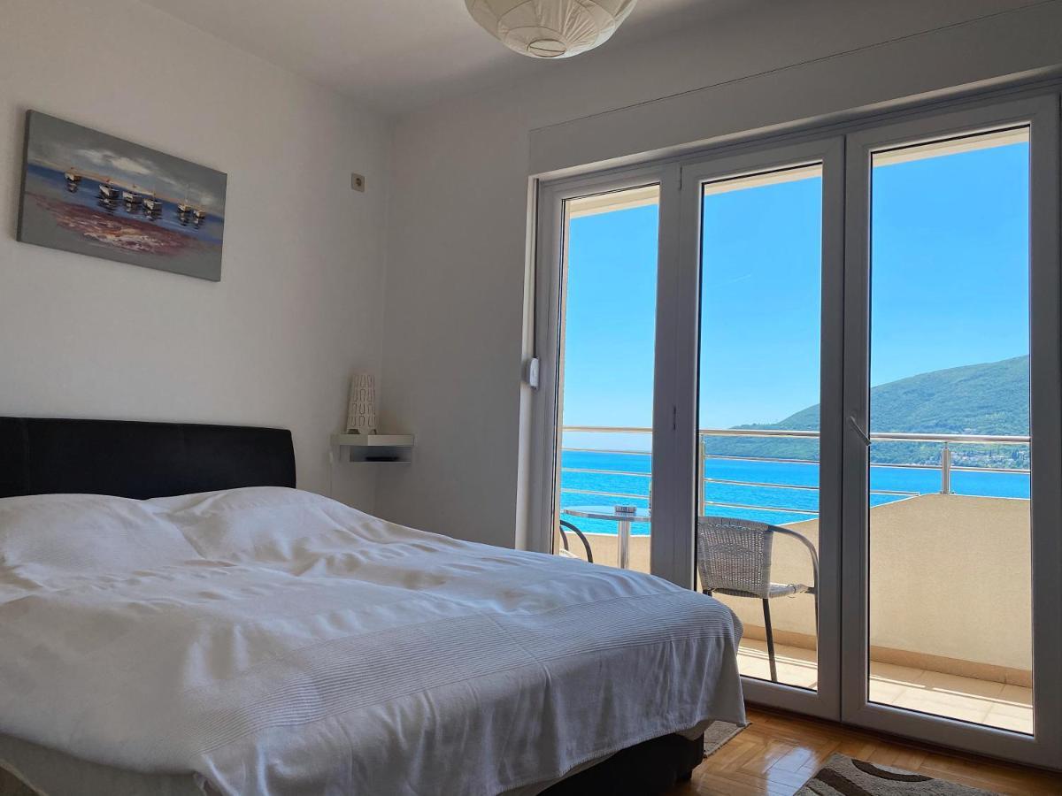 Apartments Bellevue - Otasevic Herceg Novi Bagian luar foto