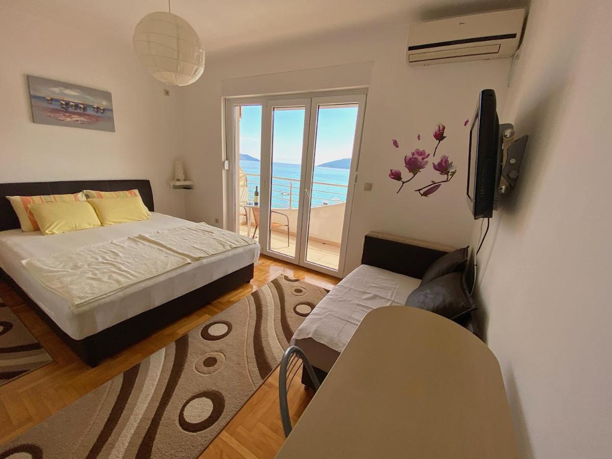 Apartments Bellevue - Otasevic Herceg Novi Bagian luar foto