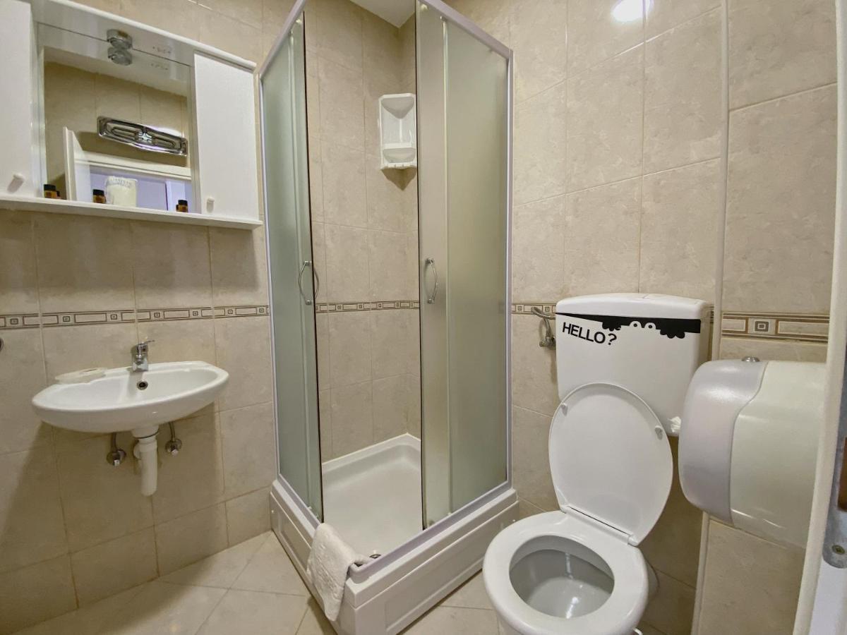 Apartments Bellevue - Otasevic Herceg Novi Bagian luar foto