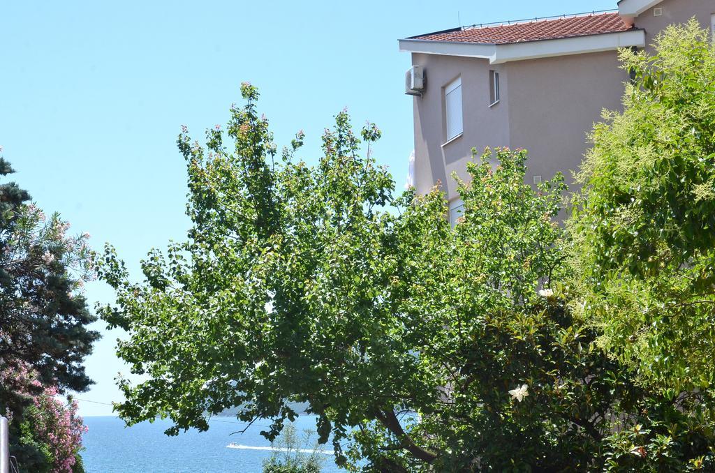 Apartments Bellevue - Otasevic Herceg Novi Bagian luar foto
