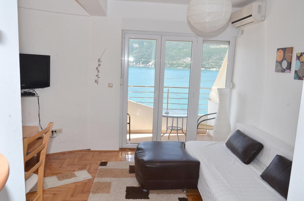 Apartments Bellevue - Otasevic Herceg Novi Ruang foto