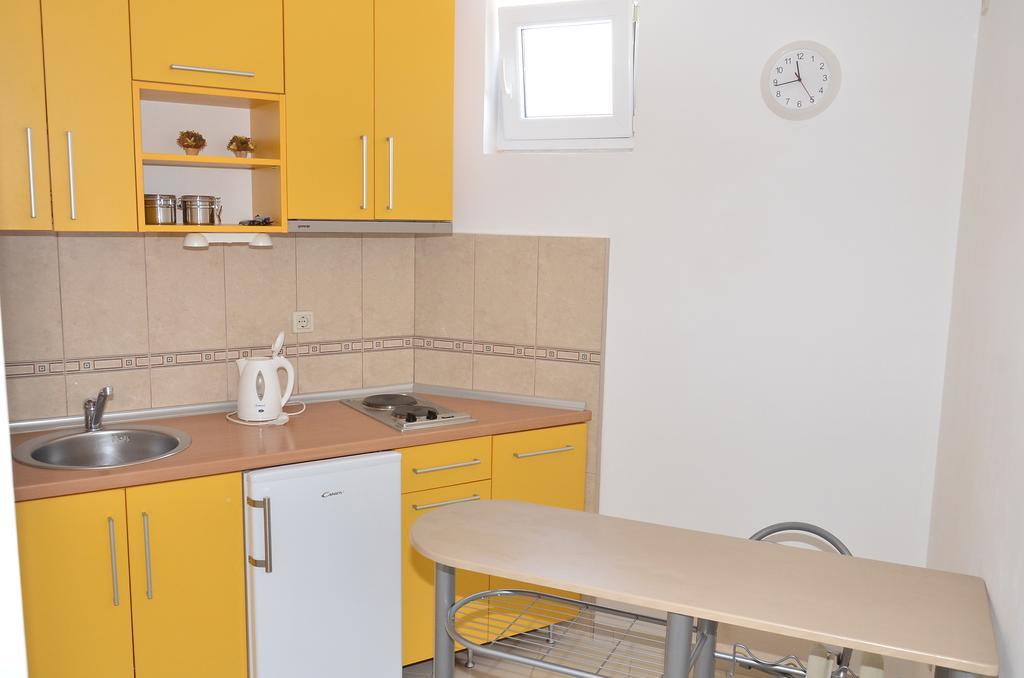 Apartments Bellevue - Otasevic Herceg Novi Ruang foto