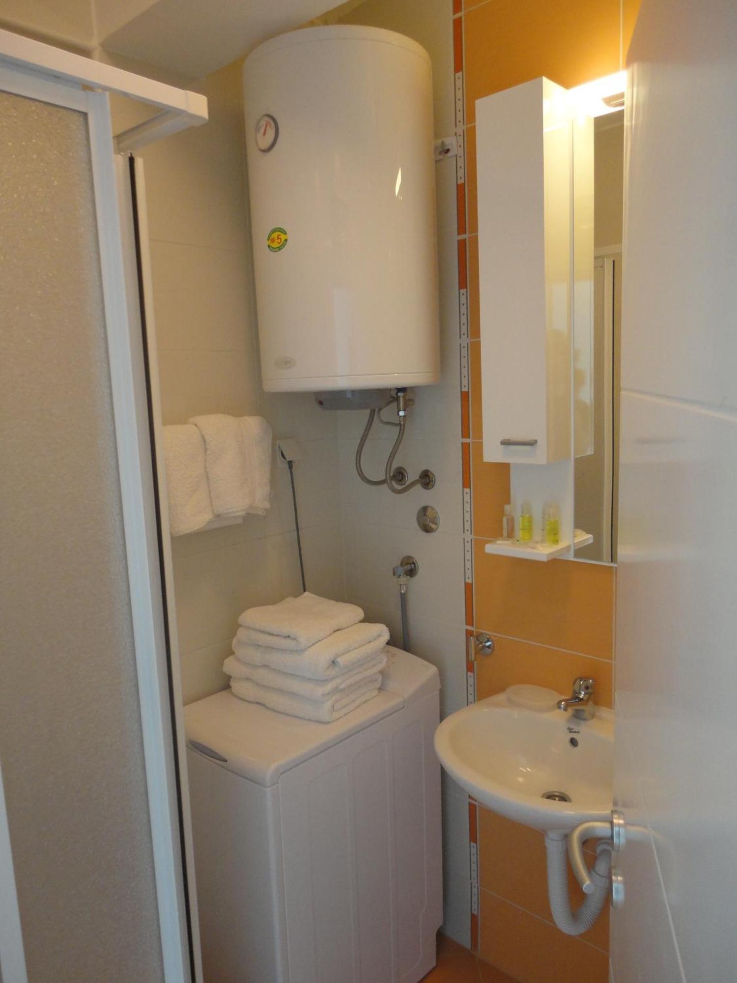Apartments Bellevue - Otasevic Herceg Novi Bagian luar foto
